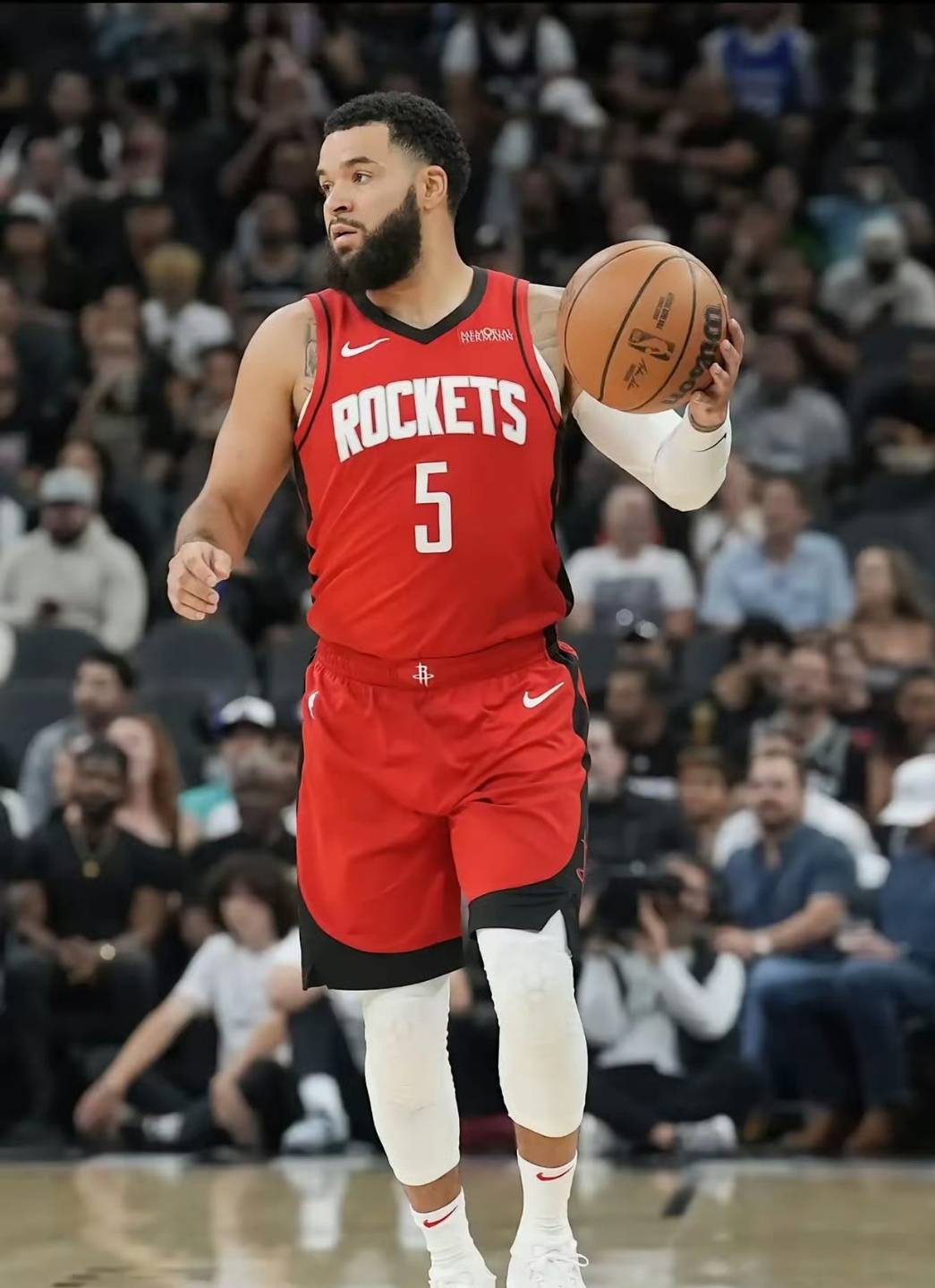 关于集结日休斯敦火箭调整名单以备中超,复出首秀环节打磨,态度坚定,赛季目标并未改变的信息 关于集结日休斯敦火箭调整名单以备中超,复出首秀环节打磨,态度坚定,赛季目标并未改变的信息