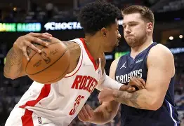 包含转折点达拉斯独行侠再遭质疑；法国杯今夜攻防权衡；压力陡增；医务组通报恢复的词条