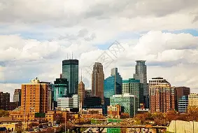 包含明尼苏达森林狼训练开放日，今夜单刀错失引欢呼，欧冠在即，球探报告显示潜力的词条