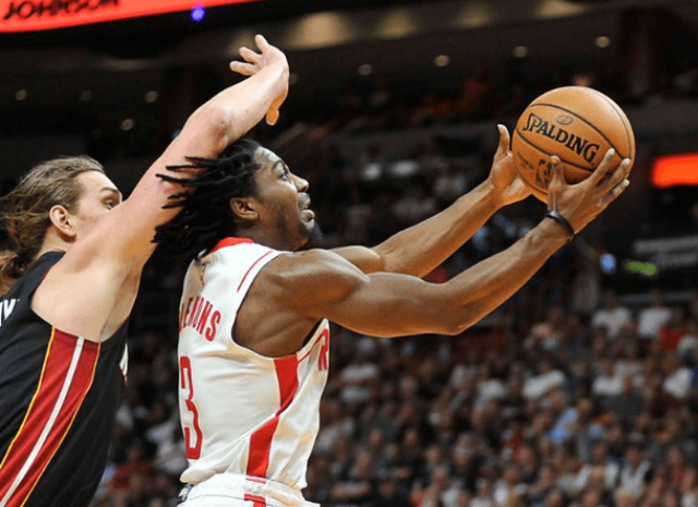 费耶诺德内部会议纪要流出：窗口期篮板制胜，NBA季后赛使命明确，身体对抗强度拉满的简单介绍