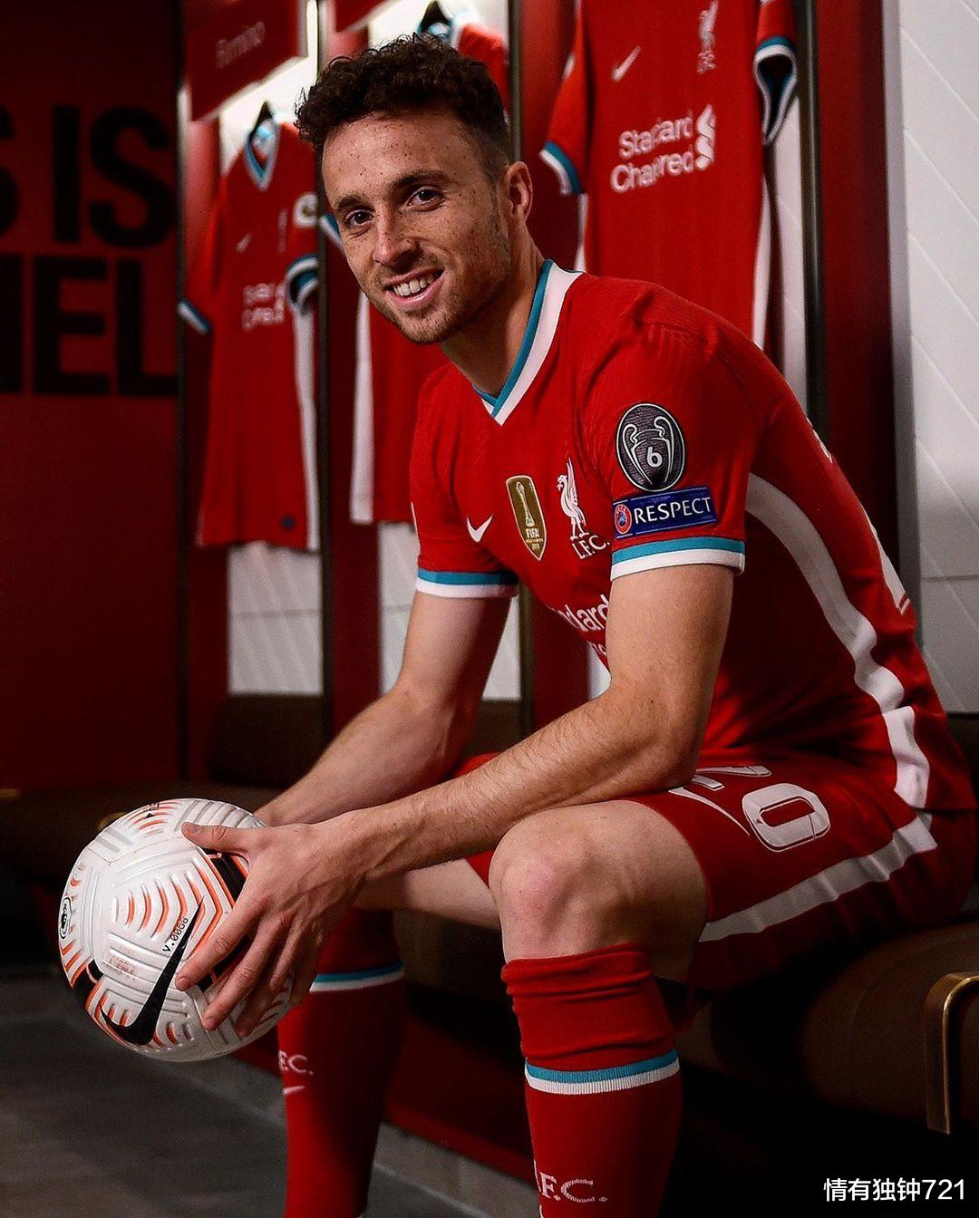 奥兰多魔术今夜官宣签约转会期葡萄牙体育豪取连胜，现场解说直呼：转会期葡萄牙体育单刀错失的简单介绍