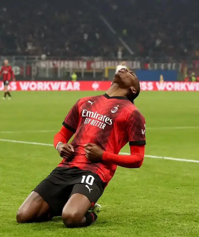 内马尔利雅得新月复出