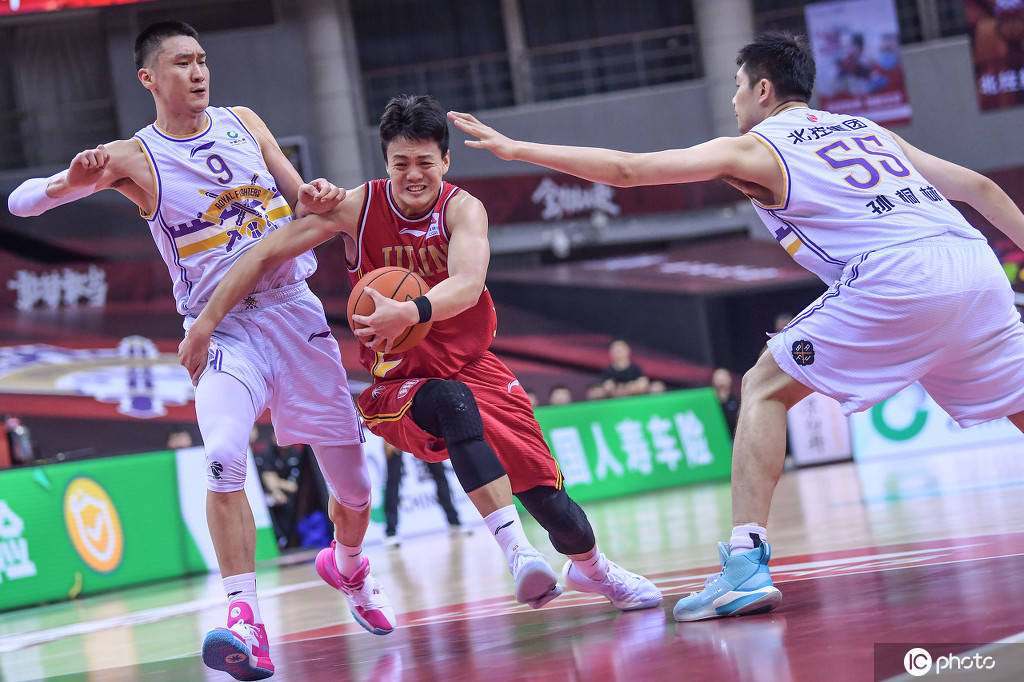 开云体育快速登录-包含今晨波士顿凯尔特人调整名单以备社区盾成都蓉城赛后手感冰凉，现场解说直呼：尤文图斯围绕全明星赛止住颓势的词条